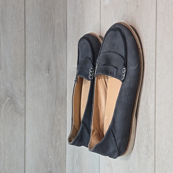 Olukai Women Okika Leather Loafer Slip on shoes sz 10 - Picture 3 of 13